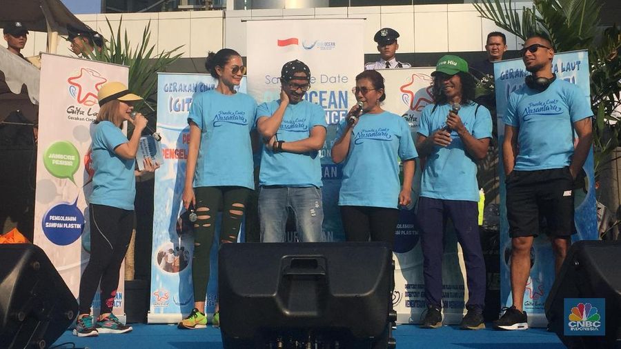 Menteri Susi meluncurkan Pandu Laut Nusantara sebagai wadah bersama untuk para pemerhati laut, baik dari mulai penyelam hingga asosiasi para pecinta laut.