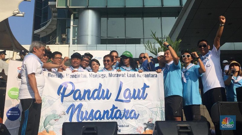Menteri Susi meluncurkan Pandu Laut Nusantara sebagai wadah bersama untuk para pemerhati laut, baik dari mulai penyelam hingga asosiasi para pecinta laut.