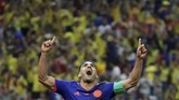 Ujung tombak Kolombia, Radamel Falcao, merayakan golnya ke gawang Polandia di Kazan Arena. (REUTERS/Toru Hanai)