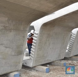 Tak Andalkan Bahan Impor, Proyek Kementerian PUPR Jalan Terus