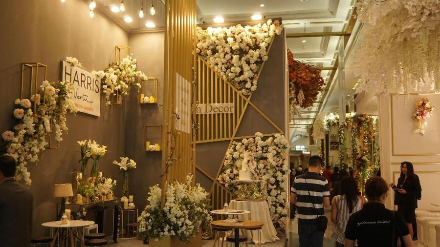 Pameran yang biasa dihelat akhir tahun itu menghadirkan lebih dari 300 vendor pernikahan untuk para calon pengantin yang akan menikah di 2019.