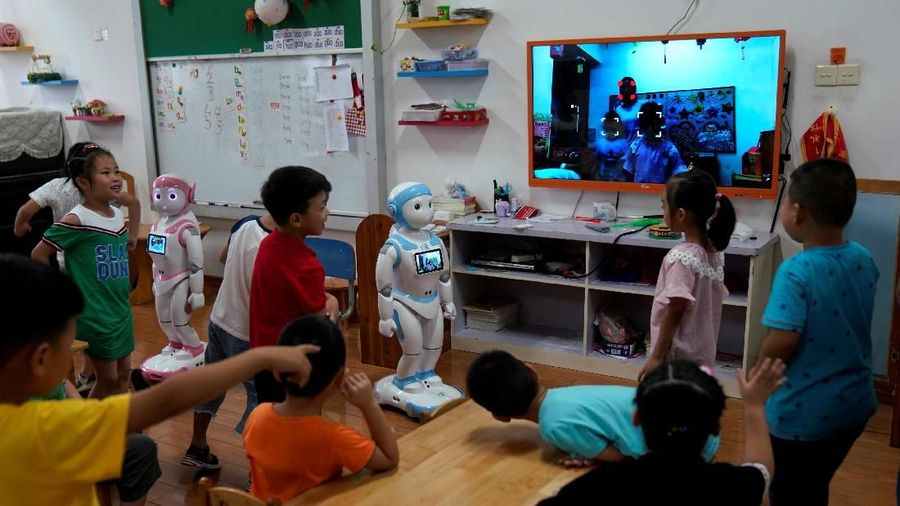 IPal adalah robot humanoid terbaru yang akan dipasarkan untuk penggunaan keluarga untuk mendampingi anak-anak.
