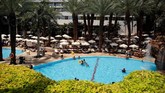 Royal Beach Hotel, salah satu tempat penginapan yang ramai tamu di Eilat, Israel.