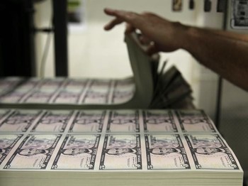 Dolar AS Menggila, Ini Penyebabnya