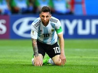 Negaranya Lionel Messi 2 Tahun Resesi, Peso di Rekor Terlemah