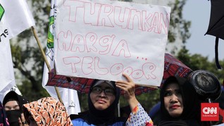Barisan Para Emak dan Harga Ayam di Antara Jokowinomics