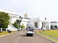 Jokowi: Istana Jakarta & Bogor Bau-bau Kolonial, Saya Dibayang-bayangi