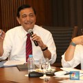 Ekonomi Bocor, Luhut: Caranya Bukan Lewat Kontrol Devisa