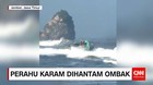 Perahu Karam Akibat Diterjang Ombak di Jember