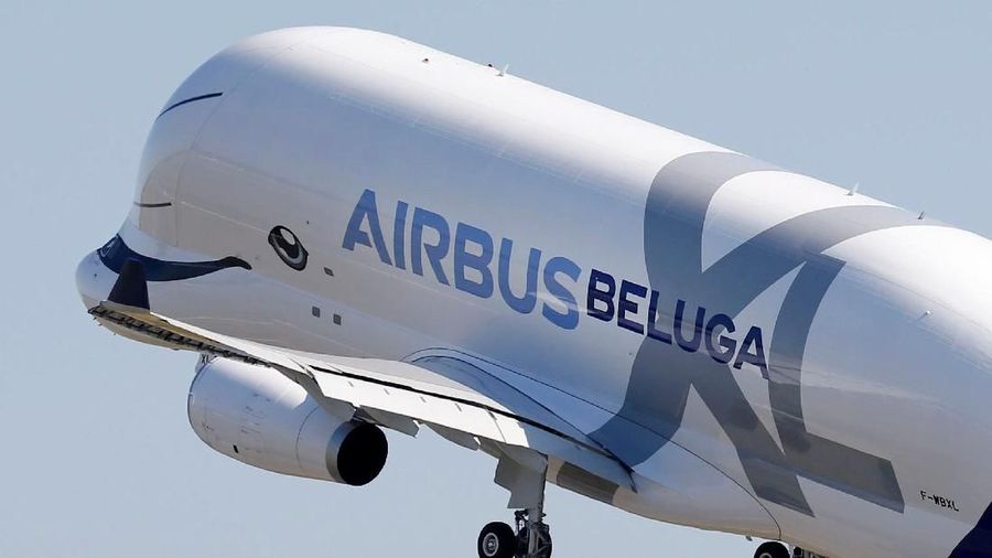 An Airbus Beluga XL transport plane prepares to take off during its first flight event in Colomiers near Toulouse, France, July 19, 2018. REUTERS/Regis Duvignau