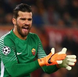 Bursa Transfer Kian Panas, Alisson Jadi Kiper Termahal Dunia