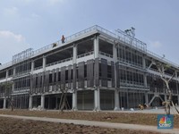 Wow, Atap Gedung Parkir di GBK Ini Hasilkan Listrik 1 MW