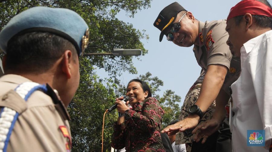 Surat Menteri Rini untuk sharedown aset Pertamina perlu dikawal publik, mengingat ini sudah masuk tahun politik