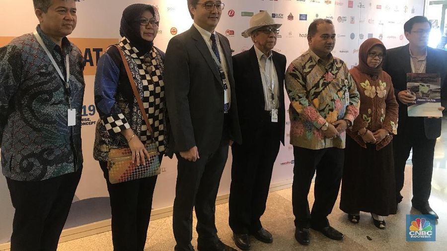 Sebab bila tidak Anda akan mengalami kerugian dibandingkan keuntungan material.