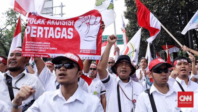 Bukan Menteri, Ribuan Pekerja Pertamina Tolak Temui Arcandra