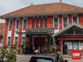 Kembali Sidak Lapas Sukamiskin, Petugas Robohkan Saung