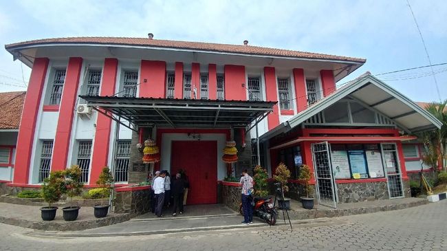 Buntut OTT KPK, Aparat Bongkar Gazebo di Lapas Sukamiskin