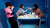 Ada pula instlasi yang dibedakan berdasarkan warna. (REUTERS/Kim Kyung-Hoon)