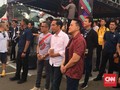 Tampil Santai, Jokowi Kunjungi We The Fest 2018