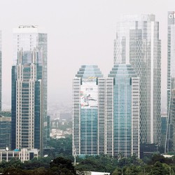 Pengusaha Minta Jokowi & Prabowo Perbaiki Iklim Investasi