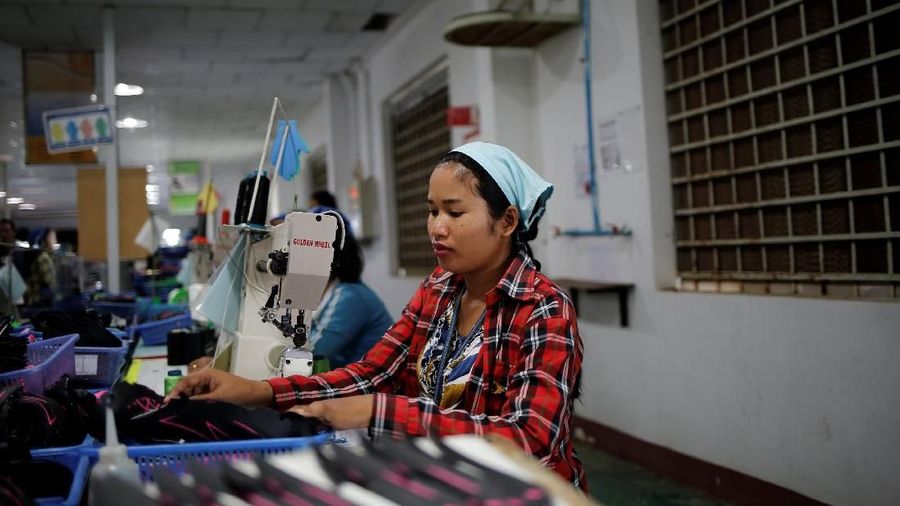 Jam kerja di Indonesia diusulkan  jadi 48 jam, sama dengan Vietnam.