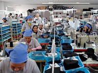 Jelang Akhir Tahun, Aktivitas Manufaktur Global Memburuk