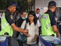 Meski PPKM Mulai Longgar, Naik KRL Masih Dibatasi Ketat