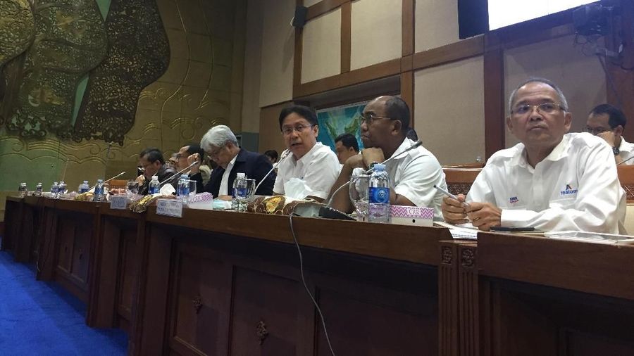 Komisi VII DPR RI memanggil Inalum dan Kementerian ESDM terkait divestasi 51% saham PT Freeport Indonesia.