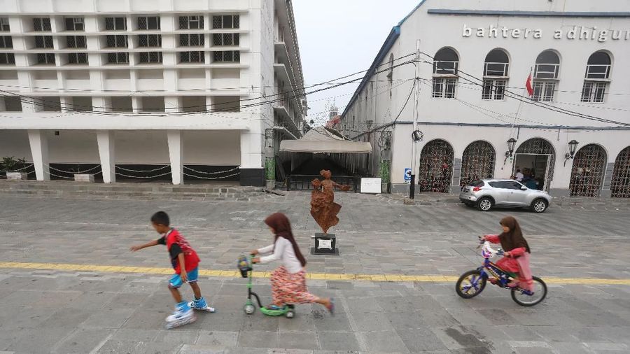 Proyek Kali Besar yang berada tepat di belakang kawasan Museum Fatahilah ini menghabiskan anggaran Rp260 miliar.