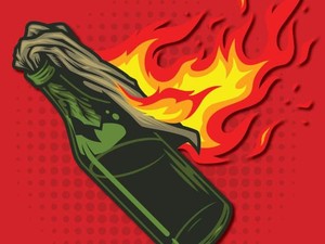 Rumah Lansia di Polokarto Sukoharjo Dilempar Molotov