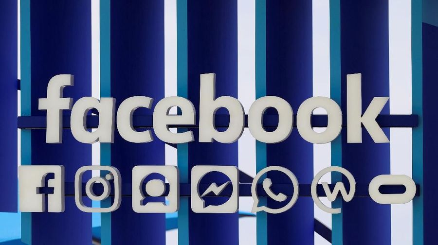 Penggunaan facebook telah menjadi salah satu alat menyebar ujaran kebencian terhadap Muslim Rohingya di Myanmar.