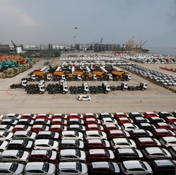 Leasing Siap Beri DP 0% Buat Beli Mobil & Motor, Asal...