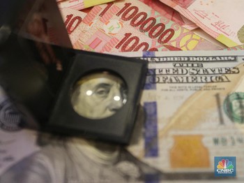 Ditekan Luar-Dalam, Rupiah Terlemah di Asia