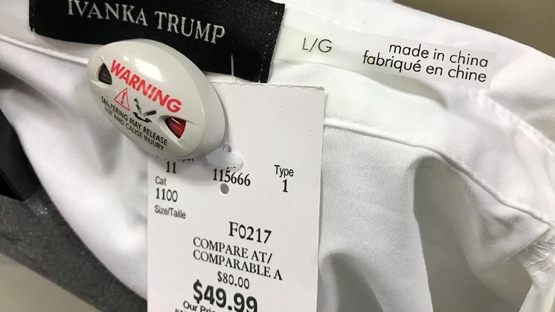Ivanka Trump memutuskan menutup toko fashion miliknya setelah ia memilih untuk bekerja di Gedung Putih sebagai penasihat senior.