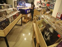 Eksistensi Piringan Hitam di Balik Industri Musik Digital