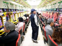 Hanya Diminati Manula, Bisnis Pachinko Meredup di Jepang