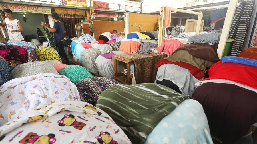 Sejumlah sektor justru dinilai menunjukkan ketahanan terhadap resiko pergerakan nilai tukar.
