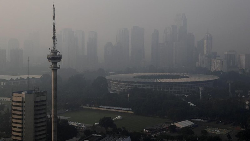 Jakarta akan jadi tuan rumah pesta olahraga terbesar di Asia, Asian Games 2018. Mendatangkan 17 ribu atlet, yang akan berjuang di tengah udara yang tidak sehat.  