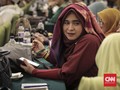 Ahmad Dhani-Neno Warisman Serahkan Bukti Pengusiran ke DPR