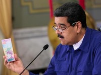 Diprotes, Maduro Naikkan Upah Pekerja 'Pertamina' Venezuela