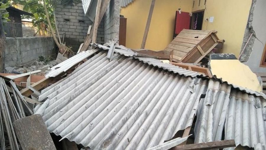 Gempa 6,4 SR yang mengguncang NTB menimbulkan korban jiwa.