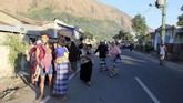 Gempa berkekuatan 6,4 skala richter mengguncang wilayah perairan Nusa Tenggara Barat dan menelan korban jiwa. (Courtesy of Lalu Onank/Social Media via REUTERS)