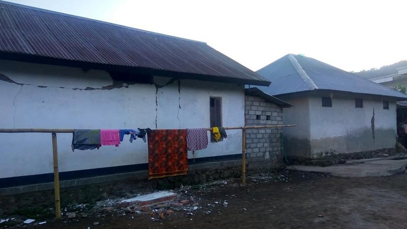 Terjadi gempa di NTB. Data sementara, tercatat puluhan rumah rusak akibat gempa tersebut.