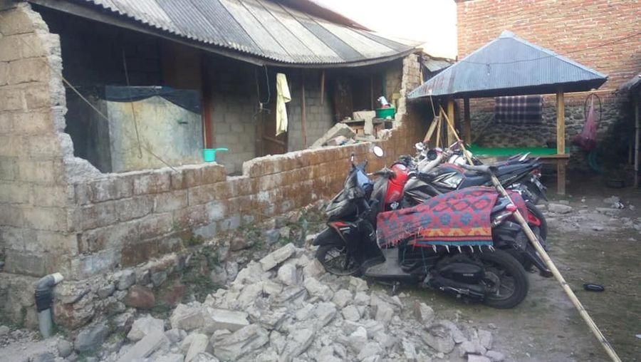 Terjadi gempa di NTB. Data sementara, tercatat puluhan rumah rusak akibat gempa tersebut.