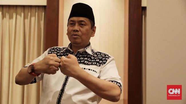 Kapitra Tantang Mahfud MD Buka SMS soal Ma'ruf Amin