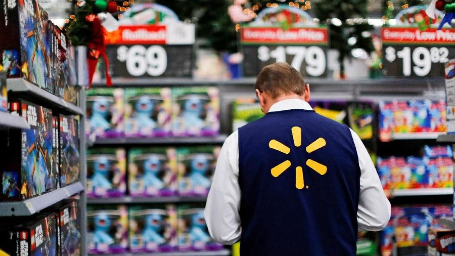 Peritel AS Walmart juga akan menyiapkan dana jumbo bagi karyawan.