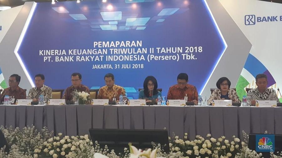 Hingga pukul 11:10 WIB, harga saham BBRI menguat 2,33% menjadi Rp 3.070 per saham.