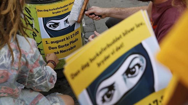 Protes Larangan Niqab, Warga Denmark Turun ke Jalan