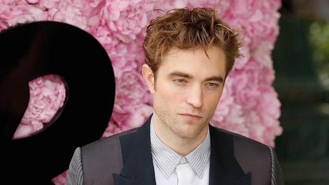 Peran Rahasia Robert Pattinson di Film Baru Christopher Nolan