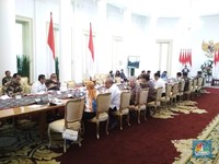 Jokowi Pimpin Rapat Penyelamatan Rupiah di Istana Bogor